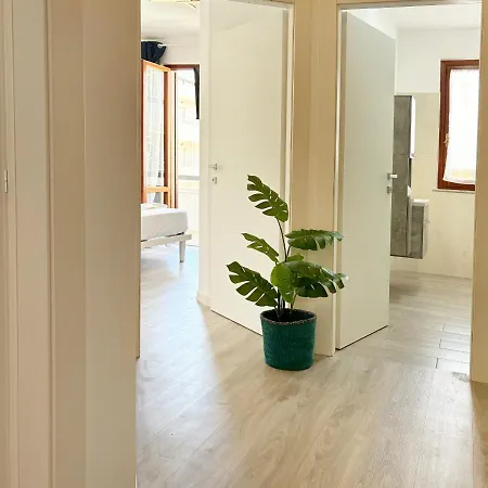 アパート Holihome Deg's House 150m Dal Mare *